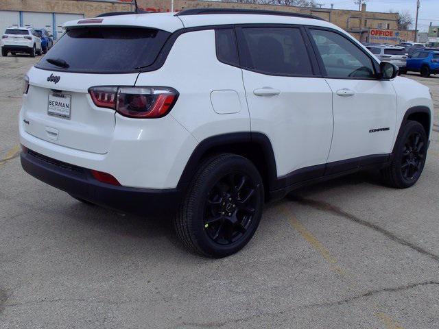 2025 Jeep Compass COMPASS LATITUDE 4X4