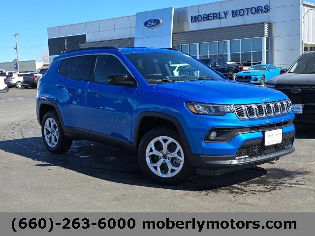 2025 Jeep Compass COMPASS LATITUDE 4X4