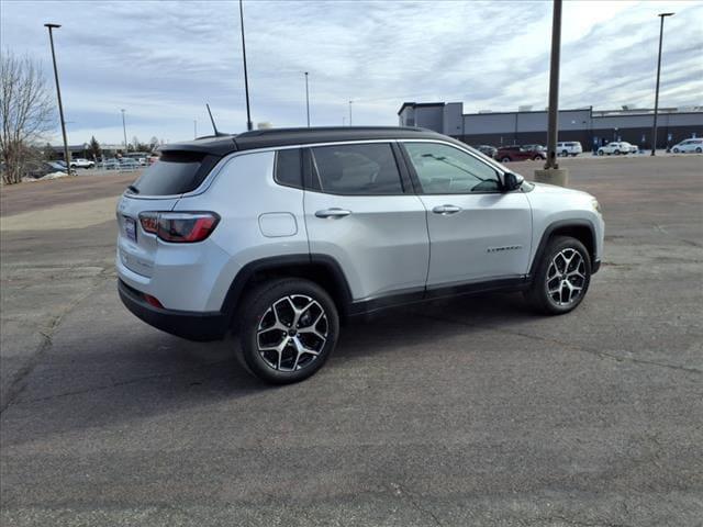 2025 Jeep Compass COMPASS LIMITED 4X4