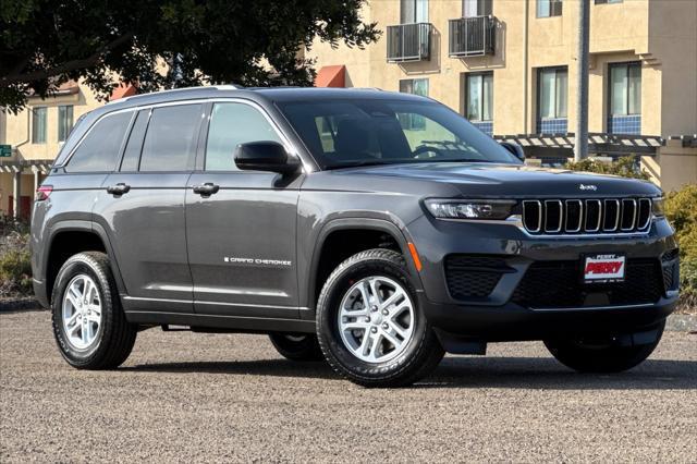 2025 Jeep Grand Cherokee GRAND CHEROKEE LAREDO 4X2