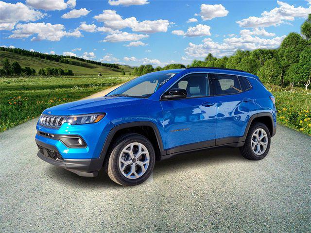 2025 Jeep Compass COMPASS LATITUDE 4X4