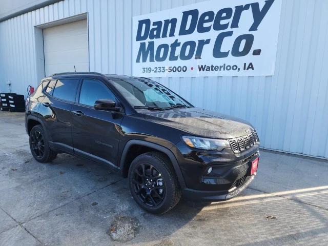 2025 Jeep Compass COMPASS LATITUDE 4X4