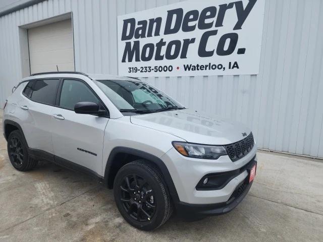 2025 Jeep Compass COMPASS LATITUDE 4X4