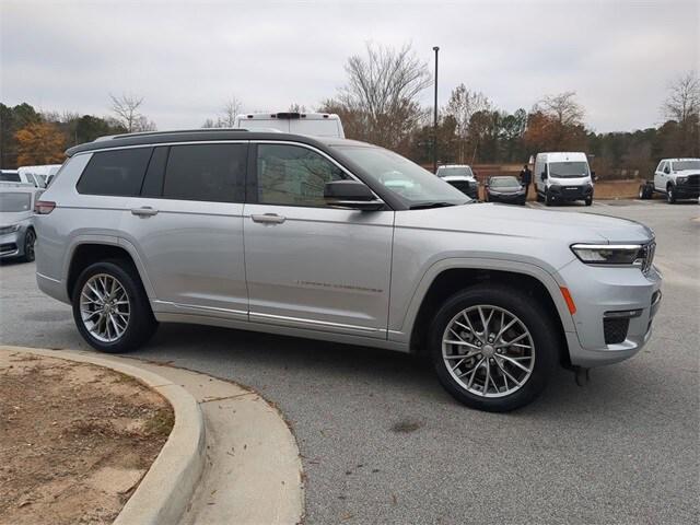 2022 Jeep Grand Cherokee L Summit 4x2