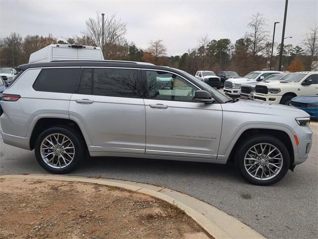 2022 Jeep Grand Cherokee L Summit 4x2