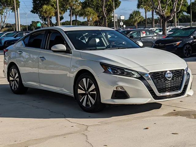 2021 Nissan Altima SV FWD