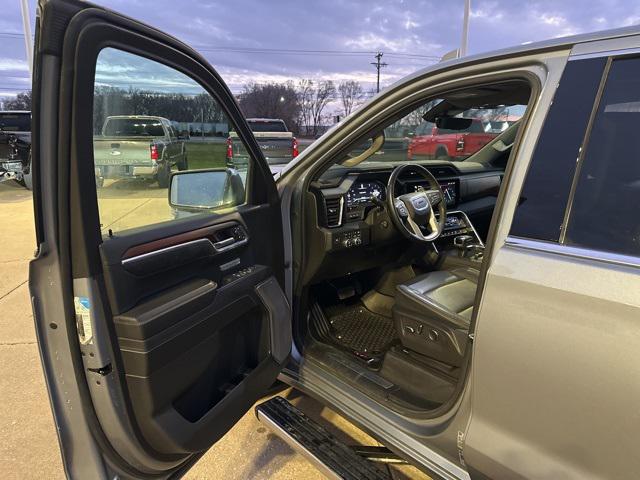 2024 GMC Sierra 1500 4WD Crew Cab Short Box Denali
