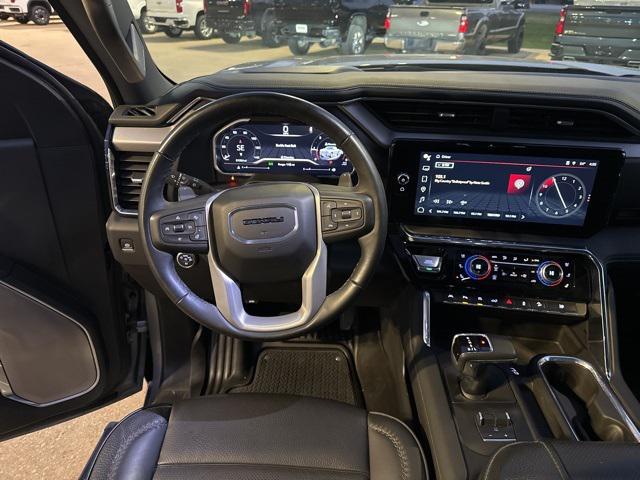 2024 GMC Sierra 1500 4WD Crew Cab Short Box Denali