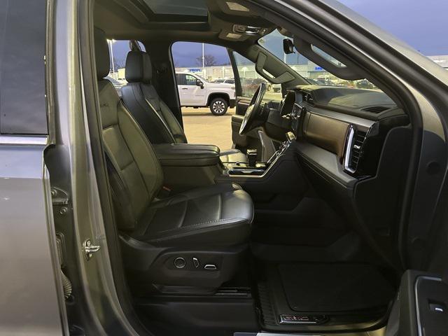 2024 GMC Sierra 1500 4WD Crew Cab Short Box Denali