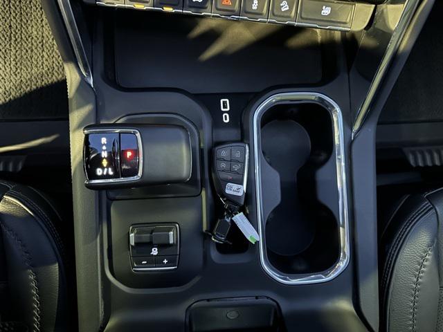 2024 GMC Sierra 1500 4WD Crew Cab Short Box Denali