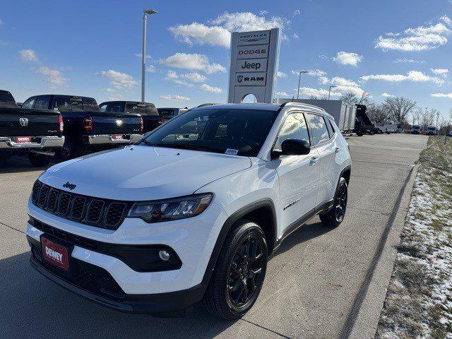 2025 Jeep Compass COMPASS LATITUDE 4X4