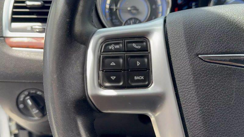 2013 Chrysler 300 Motown