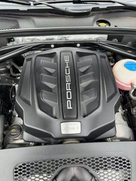 2016 Porsche Macan S