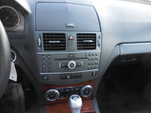 2011 Mercedes-Benz C-CLASS C 300 Luxury 4MATIC