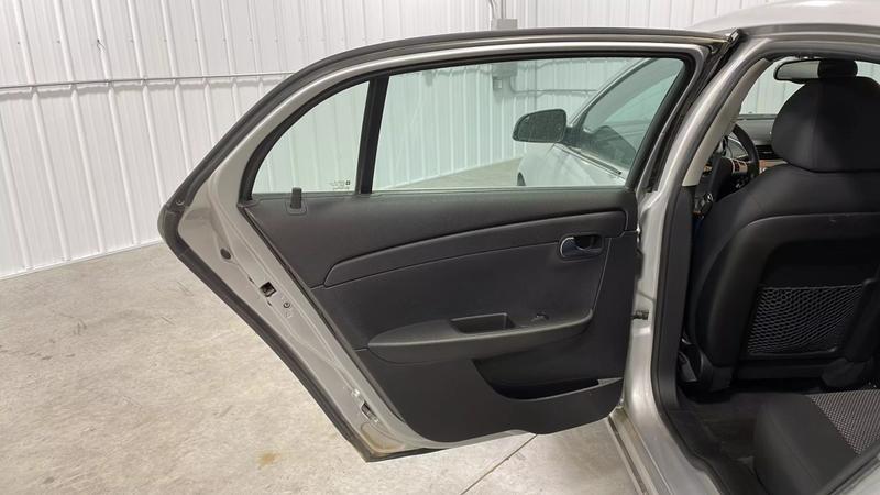 2011 Chevrolet Malibu 1LT
