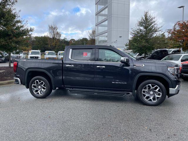 2022 GMC Sierra 1500 4WD Crew Cab Short Box SLT