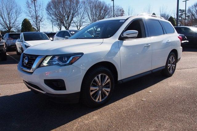 2019 Nissan Pathfinder S