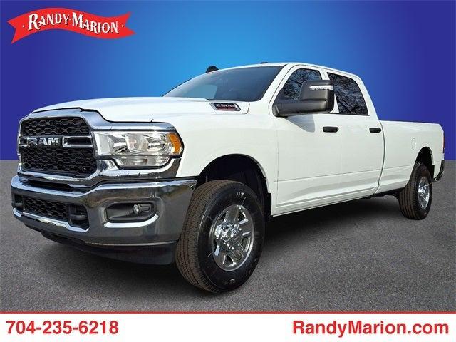 2023 RAM 2500 Tradesman Crew Cab 4x4 8 Box