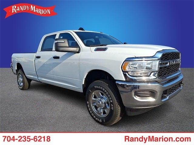 2023 RAM 2500 Tradesman Crew Cab 4x4 8 Box