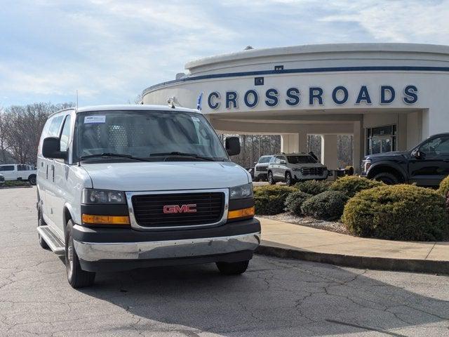 2022 GMC Savana Cargo RWD 2500 Regular Wheelbase Work Van