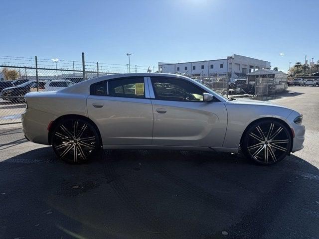 2019 Dodge Charger SXT RWD