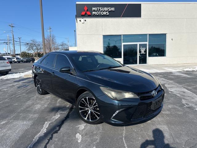 2016 Toyota Camry SE for sale in Petersburg, PA
