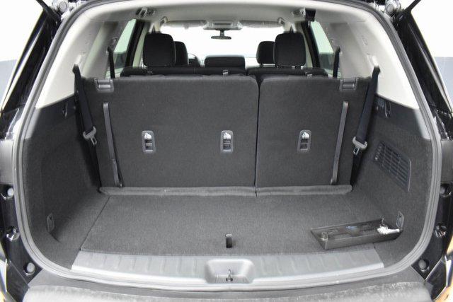 2025 Nissan Pathfinder S 4WD