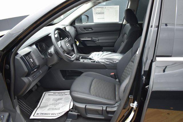 2025 Nissan Pathfinder S 4WD