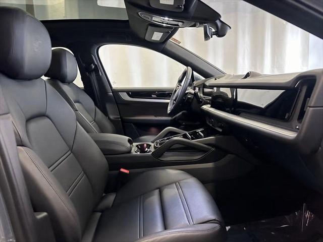 2024 Porsche Cayenne Base