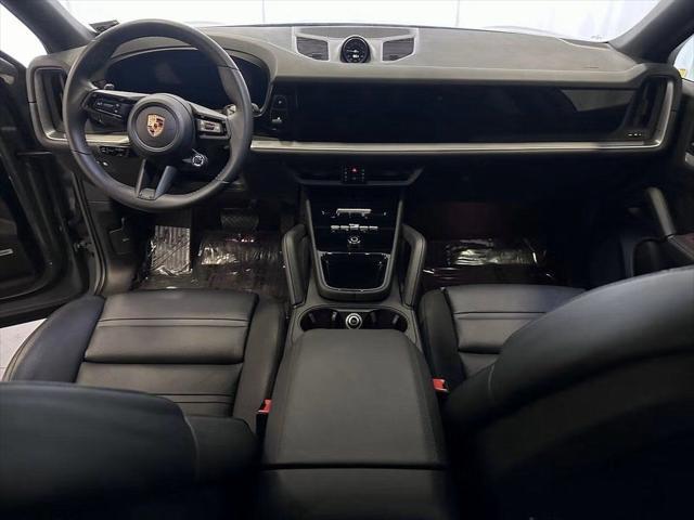 2024 Porsche Cayenne Base