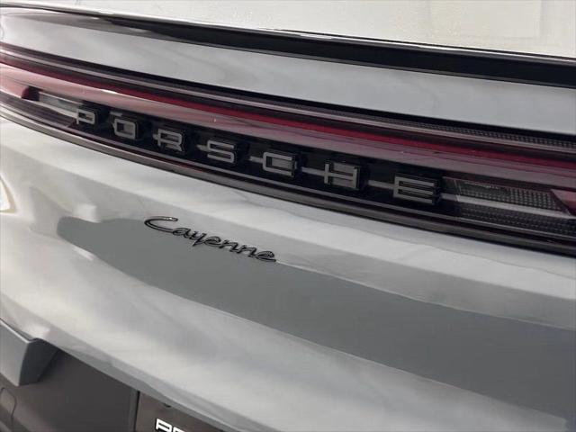 2024 Porsche Cayenne Base