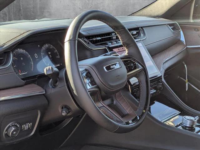 2025 Jeep Grand Cherokee GRAND CHEROKEE L SUMMIT 4X4