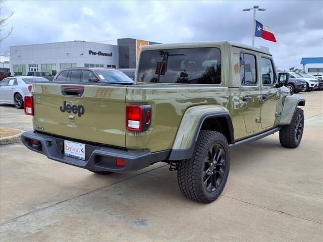 2025 Jeep Gladiator GLADIATOR NIGHTHAWK 4X4