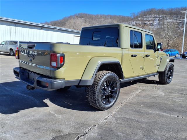 2025 Jeep Gladiator GLADIATOR NIGHTHAWK 4X4