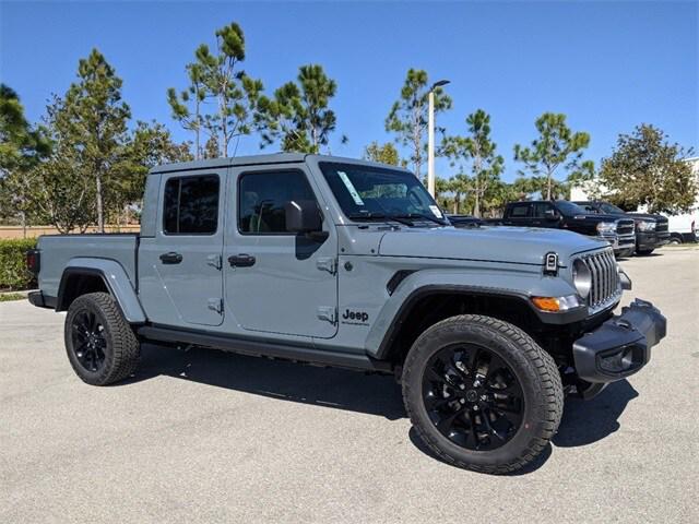 2025 Jeep Gladiator GLADIATOR NIGHTHAWK 4X4