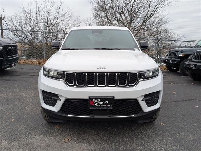 2025 Jeep Grand Cherokee GRAND CHEROKEE LAREDO X 4X2