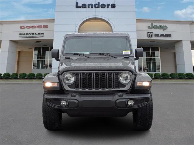 2025 Jeep Gladiator GLADIATOR NIGHTHAWK 4X4