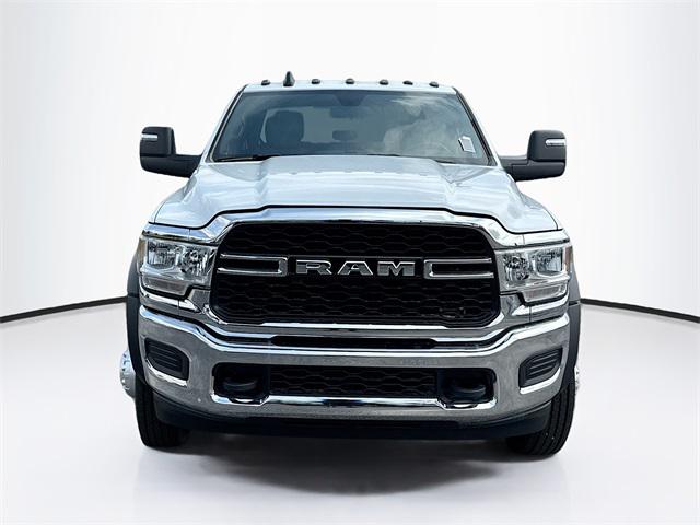 2024 RAM Ram 5500 Chassis Cab RAM 5500 TRADESMAN CHASSIS CREW CAB 4X4 84 CA