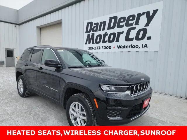 2025 Jeep Grand Cherokee GRAND CHEROKEE LAREDO X 4X4