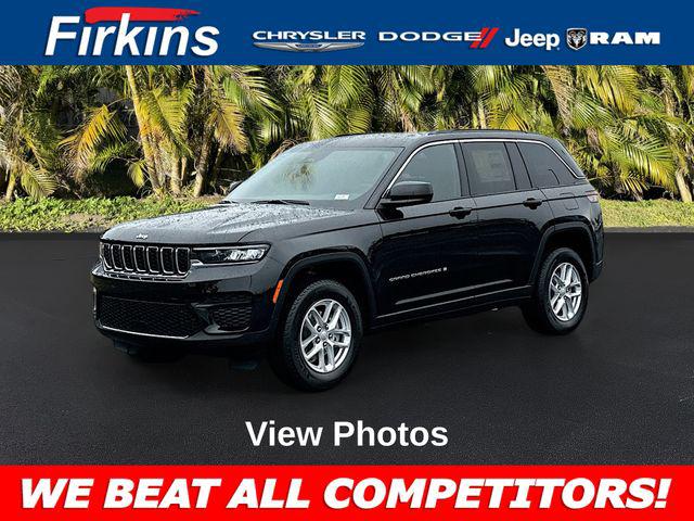 2025 Jeep Grand Cherokee GRAND CHEROKEE LAREDO X 4X4