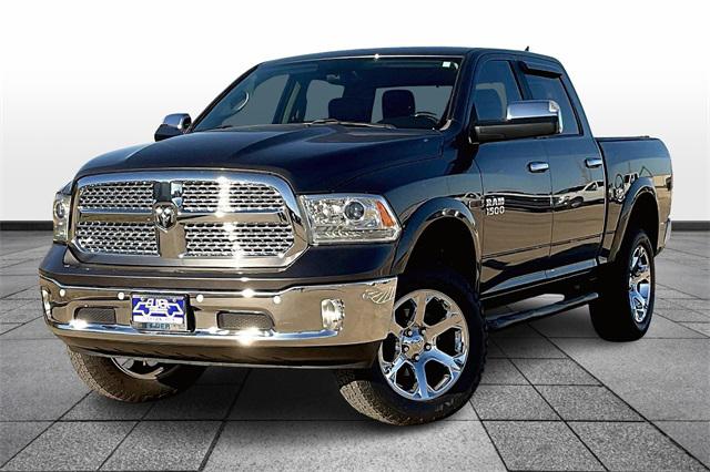 2018 RAM 1500 Laramie Crew Cab 4x4 57 Box