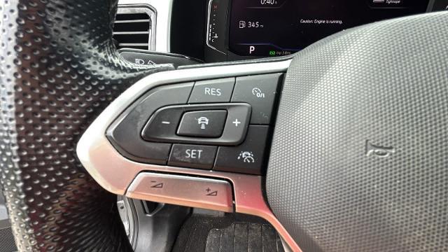 2022 Volkswagen Atlas Cross Sport 3.6L V6 SEL R-Line