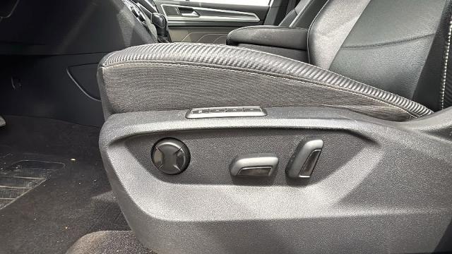 2022 Volkswagen Atlas Cross Sport 3.6L V6 SEL R-Line