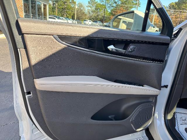 2021 Lincoln Nautilus Standard