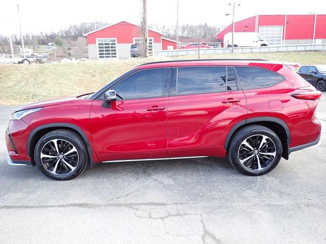 2022 Toyota Highlander XSE