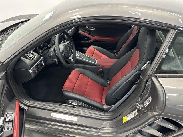 2025 Porsche 718 Cayman S