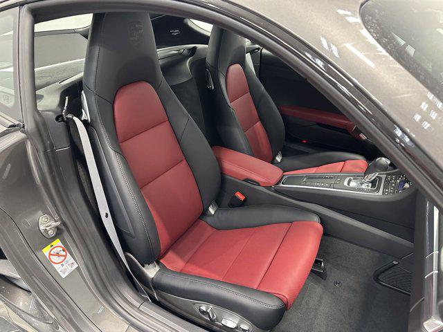 2025 Porsche 718 Cayman S