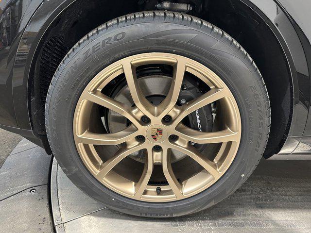 2025 Porsche Cayenne Cayenne