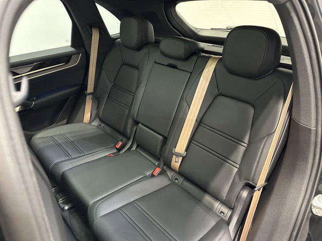 2025 Porsche Cayenne Cayenne
