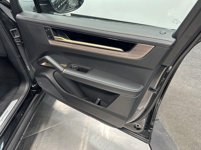 2025 Porsche Cayenne Cayenne